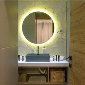 3 bedroom villa with pool & sea view, near Acharavi, sleeps 6